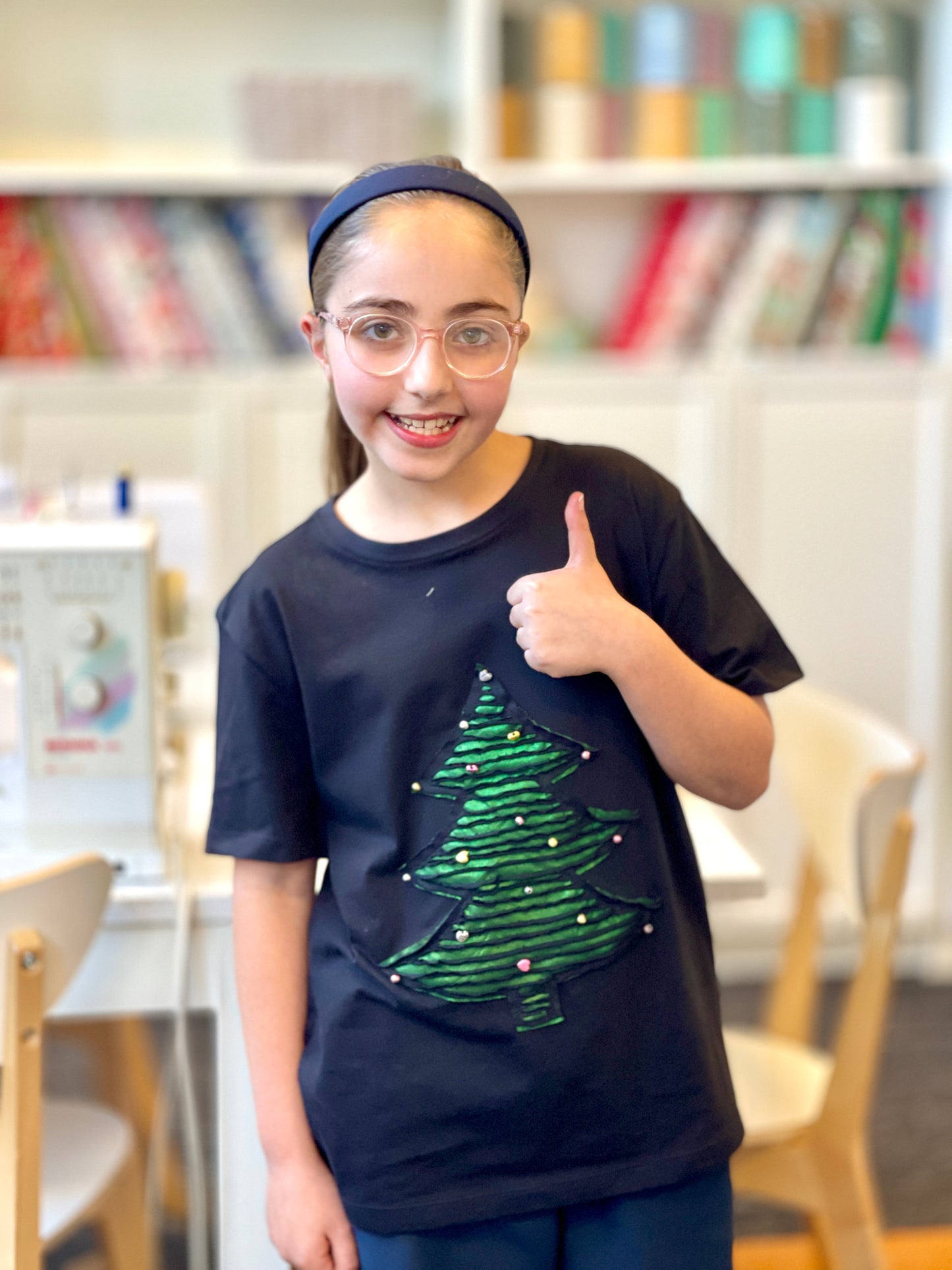 Sew & Decor Workshop: Christmas T-Shirt & Candel Magic, Date: 1 October 2025